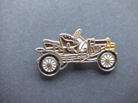 Napier bouwjaar.1904 model ,12 HP oldtimer auto, bruin model